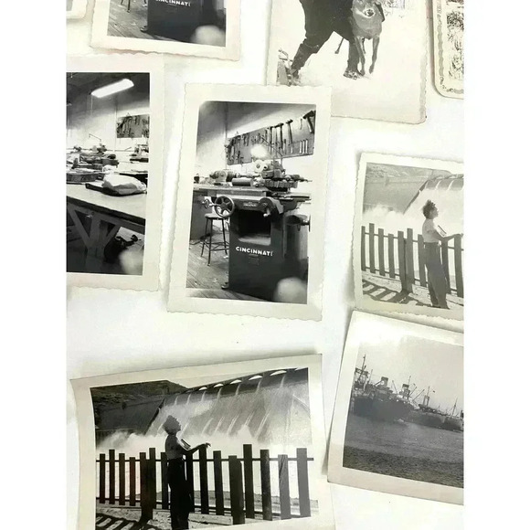 VTG 27 B&W Photographs Travel Animals Wildlife Grave Cars Farming 40's Ephemera - Picture 7 of 16